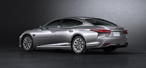 Lexus LS500h AWD 2020 года  (WW)